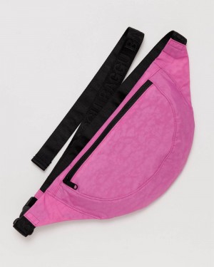 Baggu Crescent Fanny Pack Crossbody Bags Extra Pink | 194EJVPDX