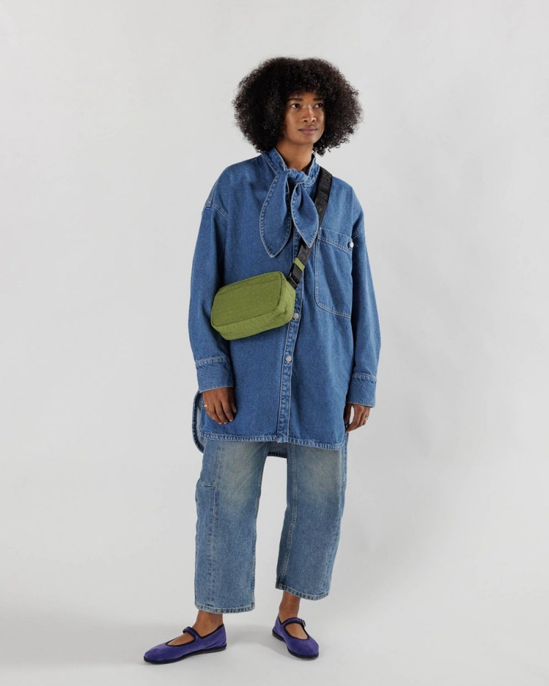 Baggu Camera Crossbody Bags Avocado | 234GWIBAR