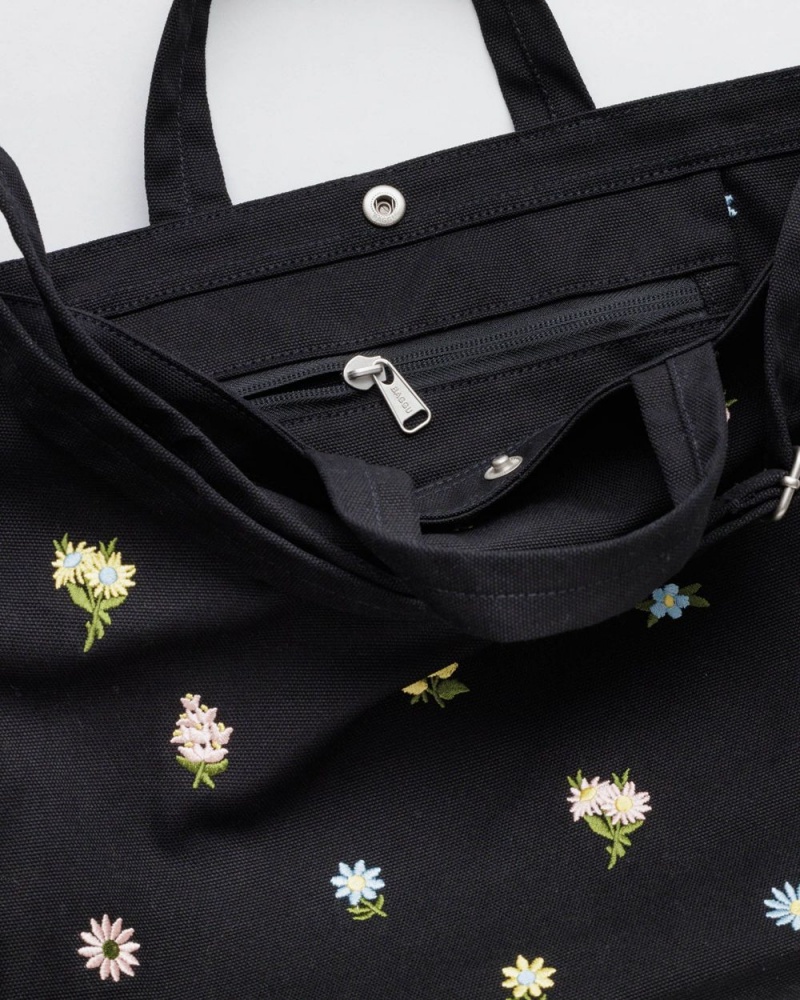 Baggu Horizontal Duck Tote Bags Embroidered Ditsy Floral Black | 246AQWVDH