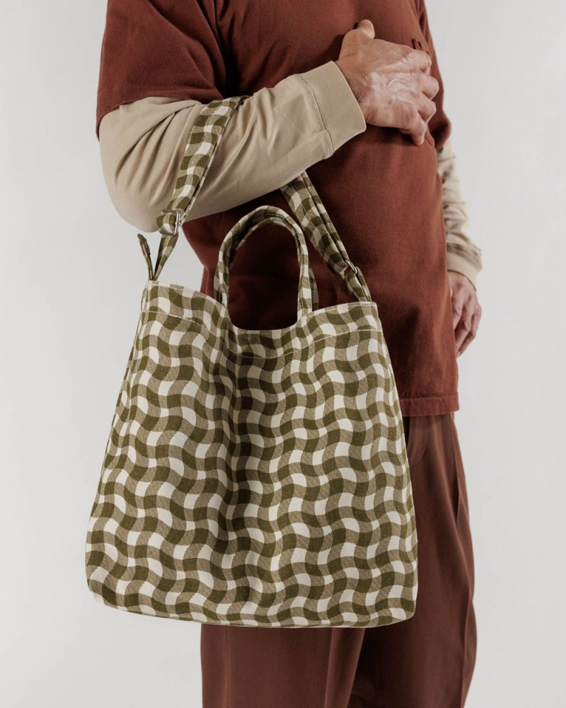 Baggu Horizontal Duck Tote Bags Wavy Gingham Brown | 961XPWBAL