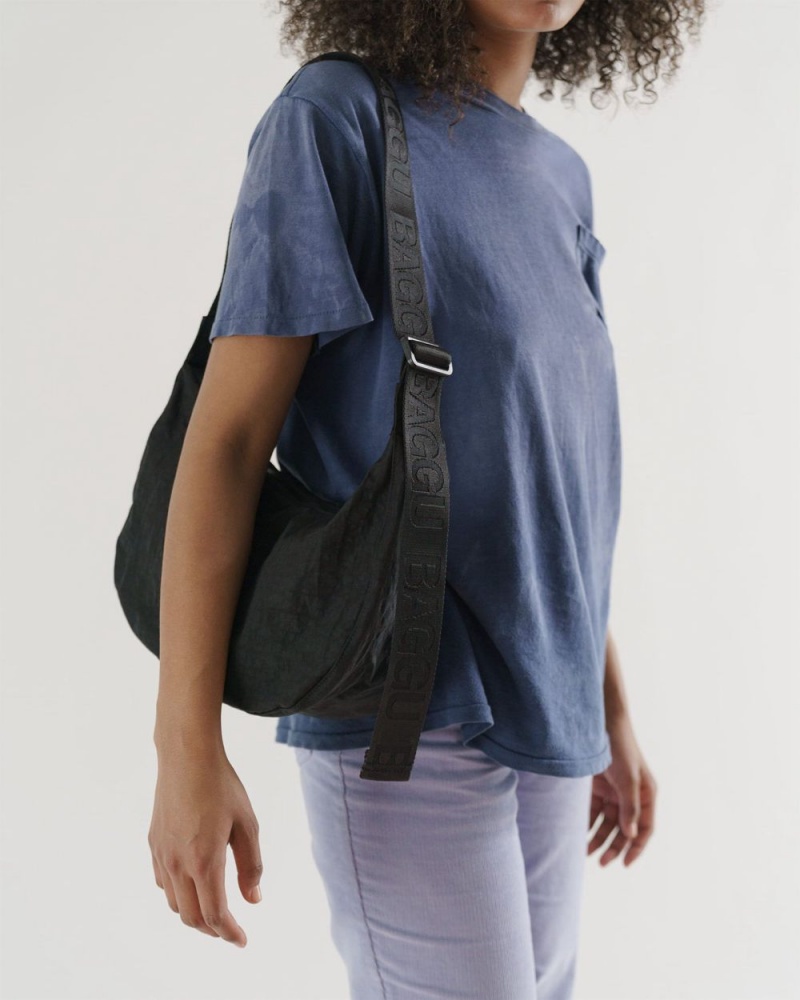 Baggu Medium Nylon Crescent Crossbody Bags Black | 450GMUOXV