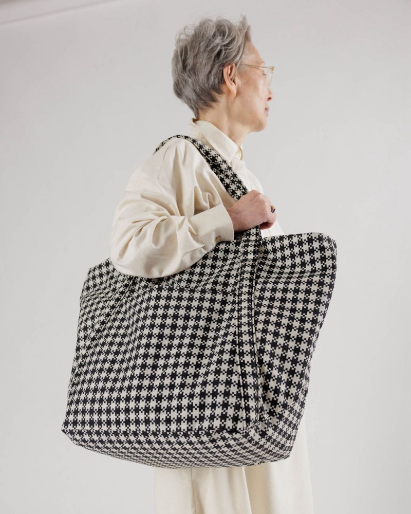 Baggu Travel Cloud Tote Bags Black & White Pixel Gingham | 719LVJCMY